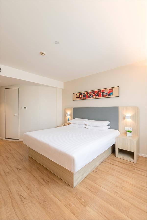 Hanting Hotel Жонгшан Екстериор снимка