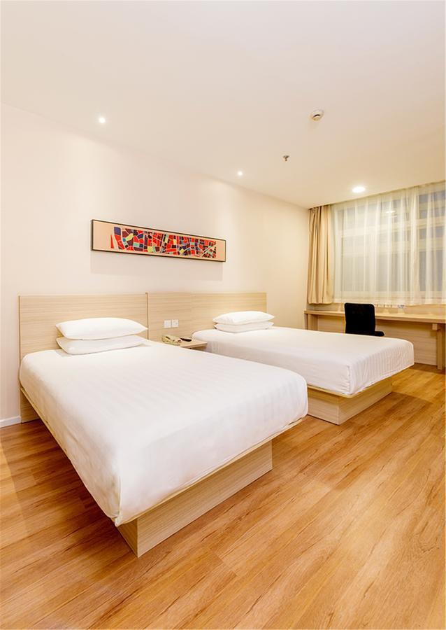 Hanting Hotel Жонгшан Екстериор снимка